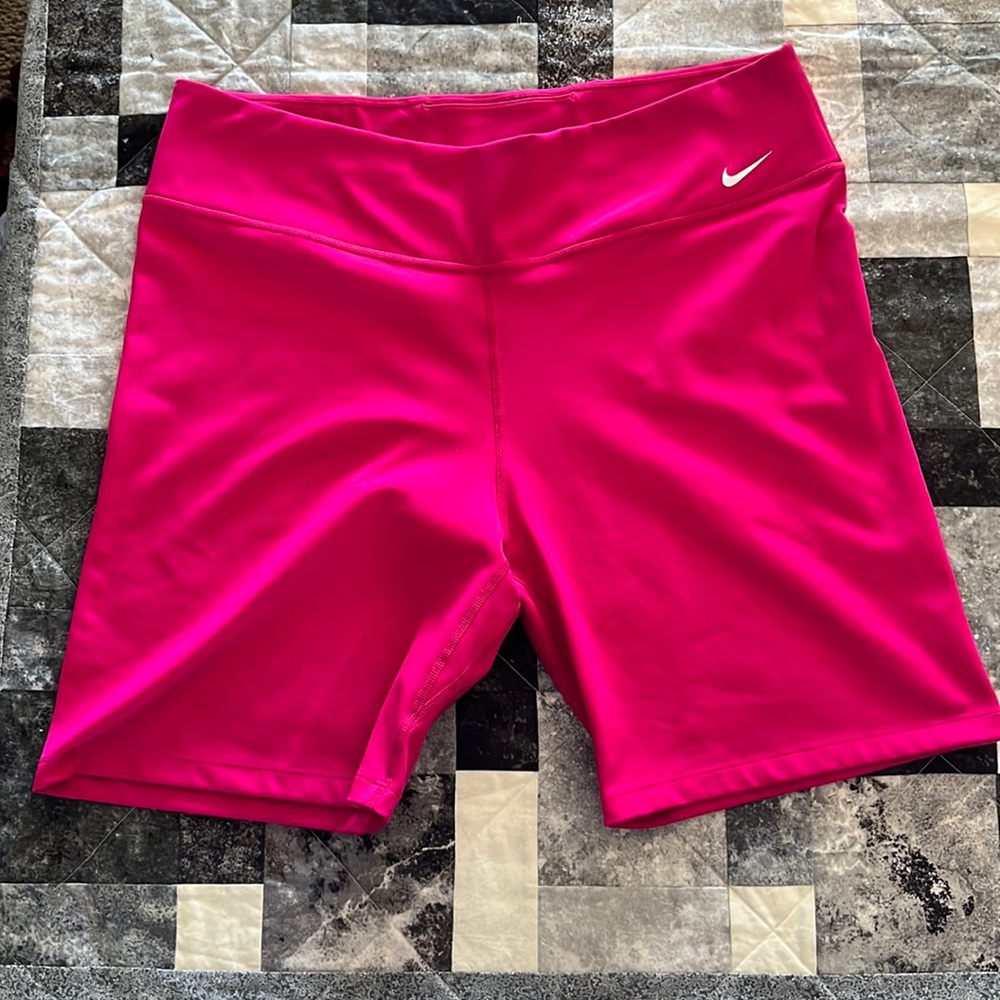 Nike dry fit, hot pink biker shorts XL great condition no rips/tears